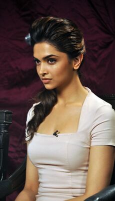 Picture tagged with: Skinny, Brunette, Deepika Padukone, Celebrity - Star, Cute, Indian, Safe for work