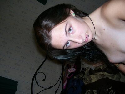 Picture tagged with: Skinny, Brunette, Eyes, Piercing, Selfie, Sexy Wallpaper, Flat chested, Small Tits