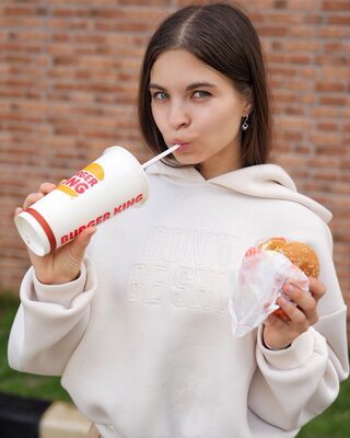 Picture tagged with: Skinny, Brunette, Lera Buns - Valeriia Makusheva - Valeria Titova, Burger King, Cute, Eyes, Russian, Safe for work