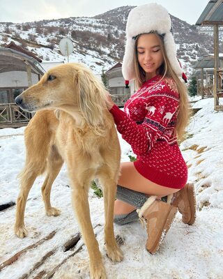 Picture tagged with: Skinny, Brunette, Lera Buns - Valeriia Makusheva - Valeria Titova, Cute, Dog, Russian, Smiling, Winter