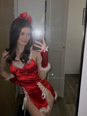 Picture tagged with: Skinny, Brunette, Mirari X - Mirari Hub, Christmas, Cute, Lingerie, Russian, Selfie, Smiling