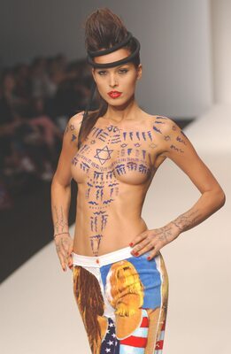 Picture tagged with: Skinny, Brunette, Petra Němcová, Body painting, Celebrity - Star, Czech, Small Tits, Tummy