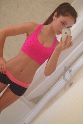 Picture tagged with: Skinny, Brunette, Canadian, Selfie, Sophi Knight, Cute, Tummy