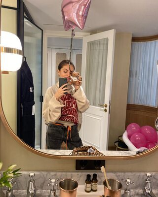 Picture tagged with: Skinny, Brunette, Thylane Blondeau, Celebrity - Star, Cute, French, Safe for work, Selfie