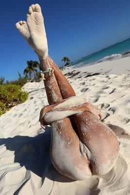 Picture tagged with: Skinny, Katya Clover - Mango A, MET Art, Ojula, Beach, Feet, Legs, Pussy, Russian