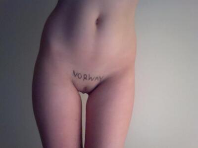 Picture tagged with: Skinny, Sexy Wallpaper, Pussy, Tummy