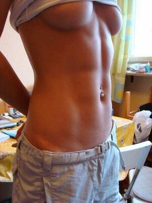Tummy, Fit, Piercing